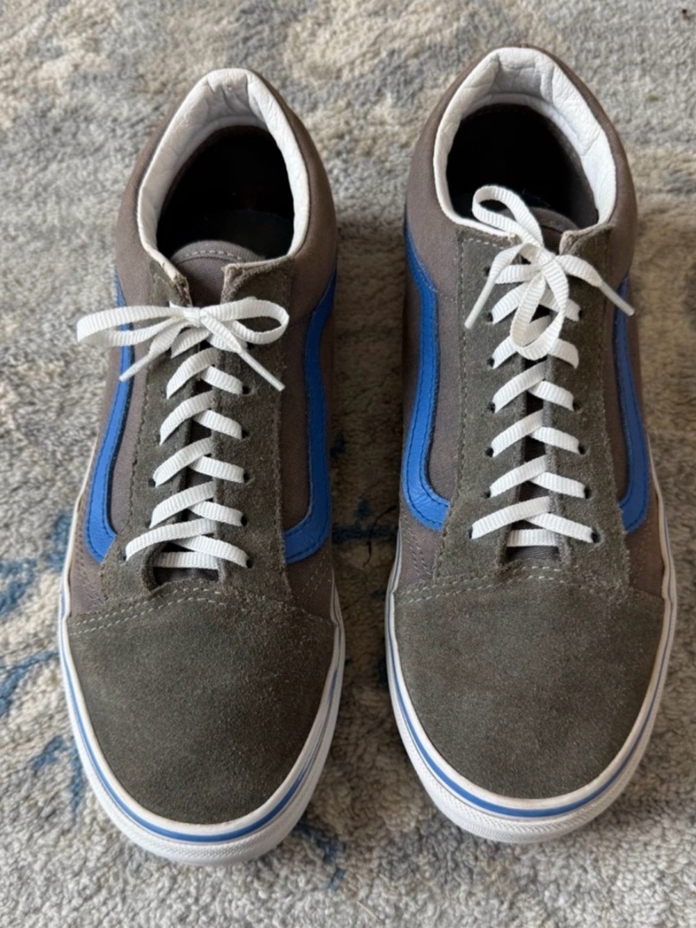 Unisex Vans Off the Wall Suede Skate Sneakers in Gray with Blue Accent